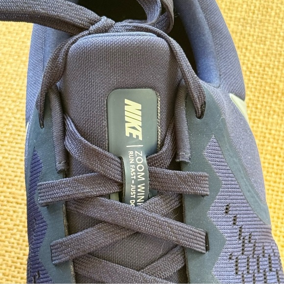 BLUE NIKE ZOOM WINFLO RUNNING SNEAKERS SIZE 8 main image 9